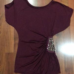 Maroon daytrip top